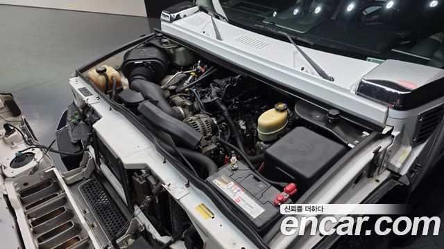 Hummer H2 2004 — photo 6