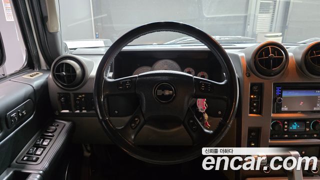 Hummer H2 2004 — photo 13