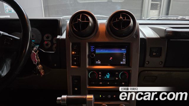 Hummer H2 2004 — photo 18