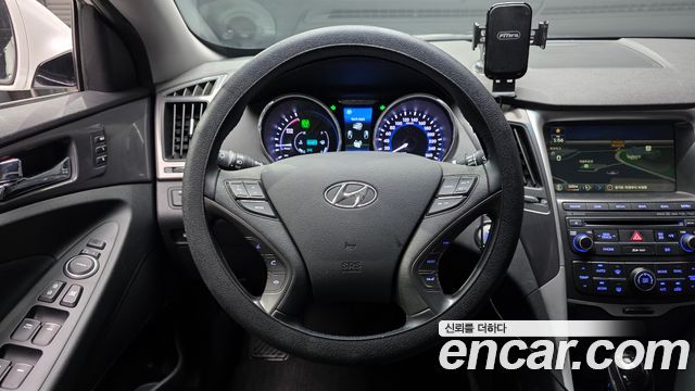 Hyundai Sonata 2014 — photo 13