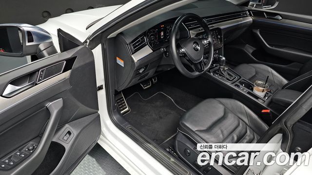 Volkswagen Arteon 2019 — photo 13