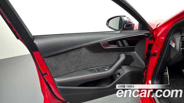 Audi S4 2021 — photo 14