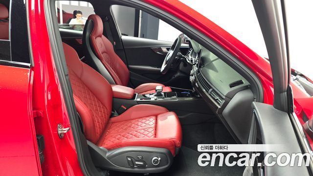 Audi S4 2021 — photo 16