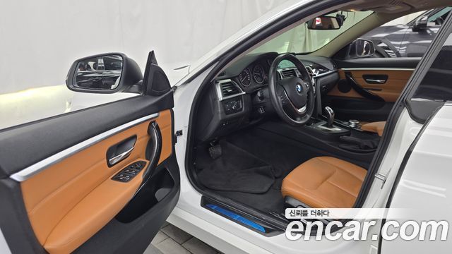 BMW 4-Series 2018 — photo 13
