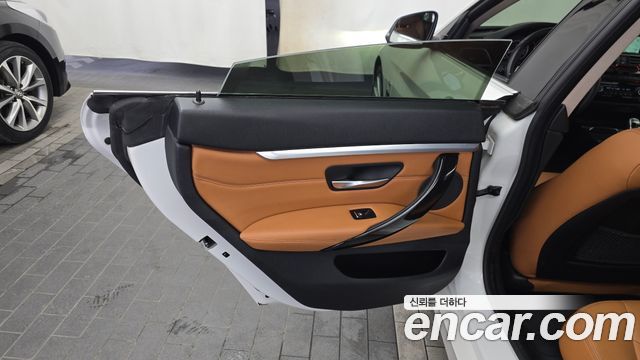 BMW 4-Series 2018 — photo 15
