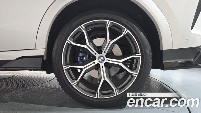 BMW X6 2022 — photo 7