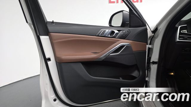 BMW X6 2022 — photo 14