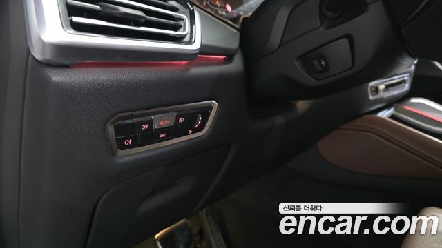 BMW X6 2022 — photo 28