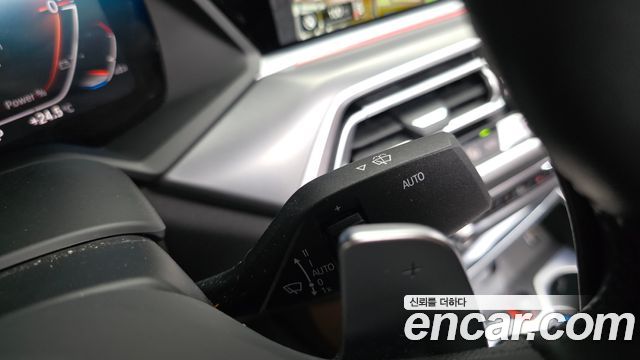 BMW X6 2022 — photo 29