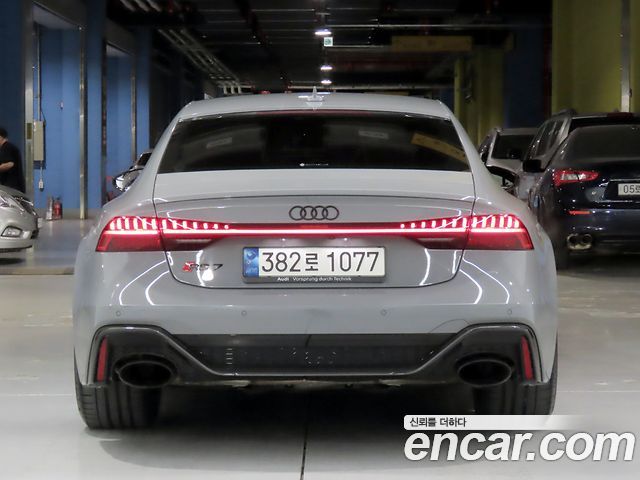 Audi RS7 2021 — photo 3