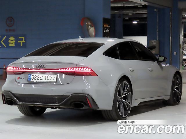 Audi RS7 2021 — photo 4