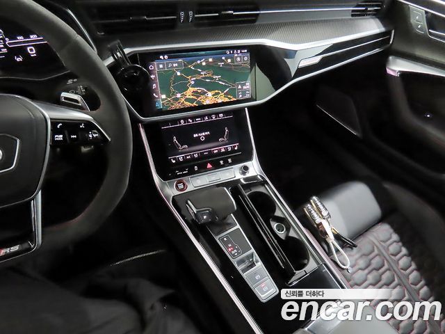 Audi RS7 2021 — photo 11