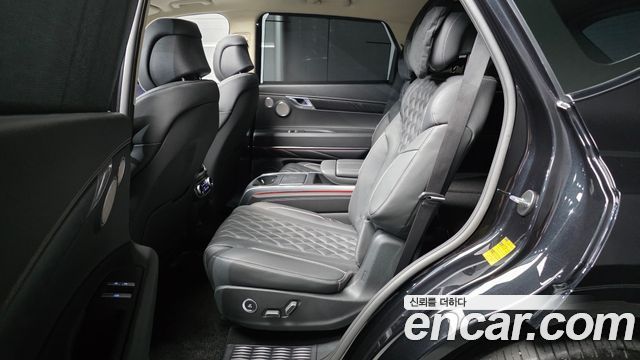 Genesis GV80 2023 — photo 18