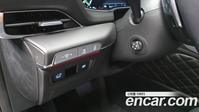 Genesis GV80 2023 — photo 25