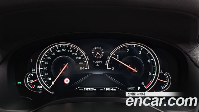 BMW X3 2018 — photo 8