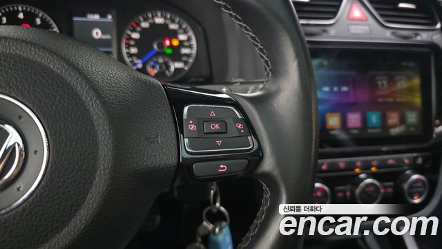 Volkswagen Scirocco 2014 — photo 28