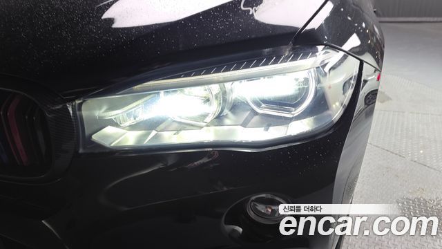 BMW X6 2018 — photo 8
