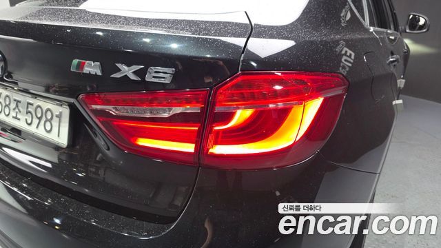 BMW X6 2018 — photo 9