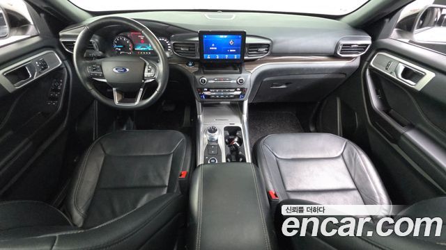Ford Explorer 2020 — photo 10