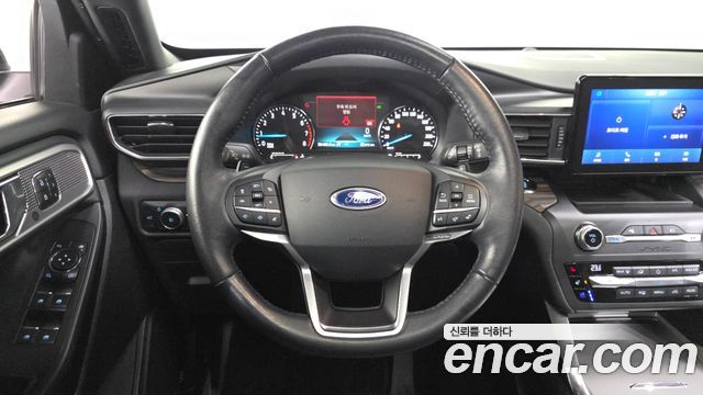 Ford Explorer 2020 — photo 19