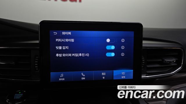 Ford Explorer 2020 — photo 23