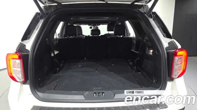 Ford Explorer 2020 — photo 26