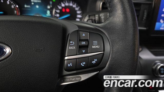 Ford Explorer 2020 — photo 29