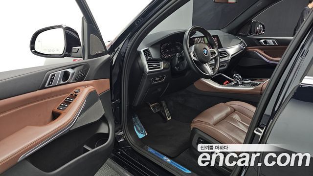 BMW X5 2020 — photo 17