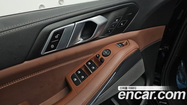 BMW X5 2020 — photo 28