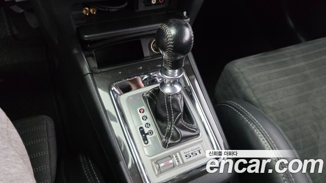 Mitsubishi Lancer Evolution 2010 — photo 9