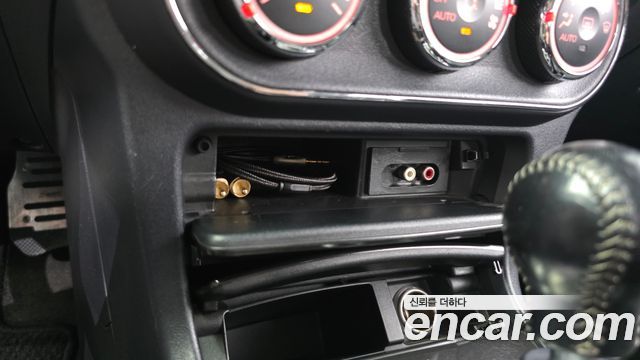 Mitsubishi Lancer Evolution 2010 — photo 19