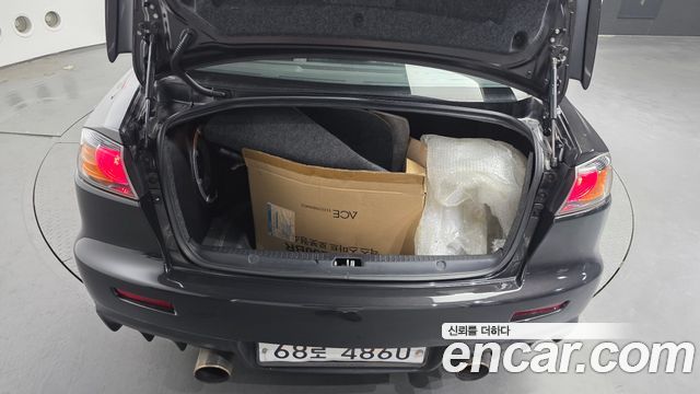 Mitsubishi Lancer Evolution 2010 — photo 20