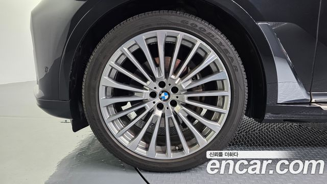 BMW X7 2022 — photo 5