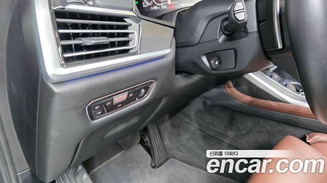 BMW X7 2022 — photo 16