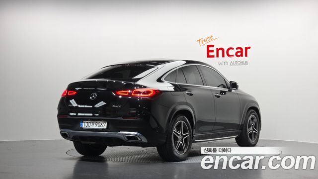 Mercedes-Benz GLE-Class 2021 — photo 2