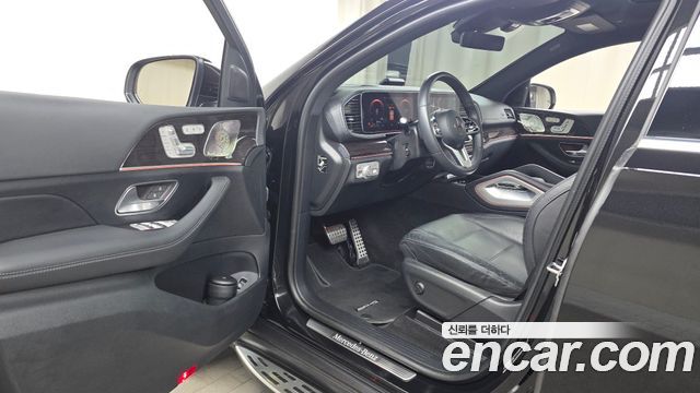 Mercedes-Benz GLE-Class 2021 — photo 13