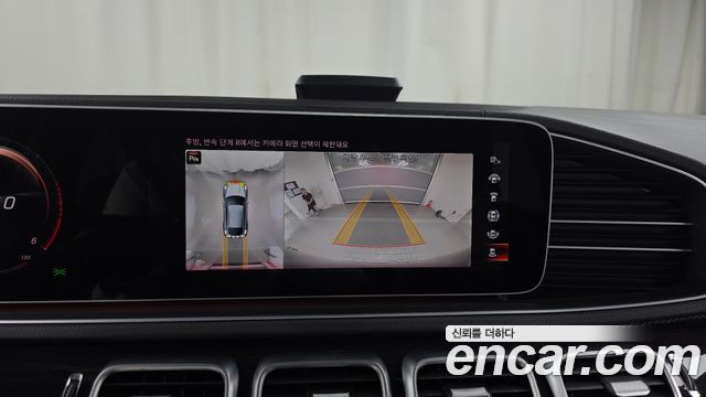 Mercedes-Benz GLE-Class 2021 — photo 21