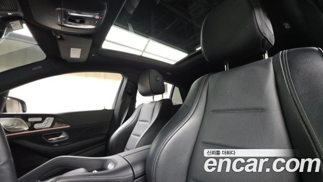 Mercedes-Benz GLE-Class 2021 — photo 24