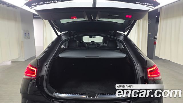 Mercedes-Benz GLE-Class 2021 — photo 26