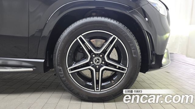 Mercedes-Benz GLE-Class 2021 — photo 7