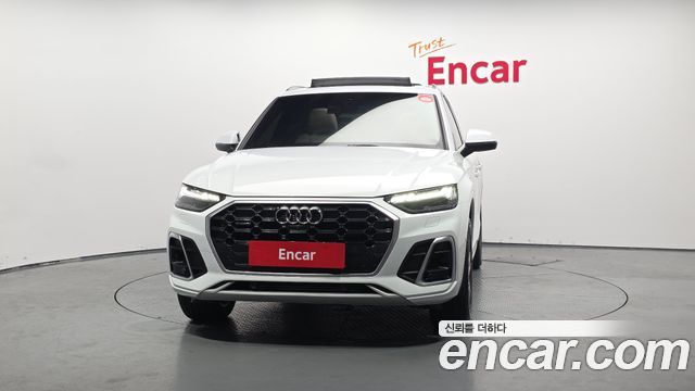 Audi Q5 2023 — photo 3