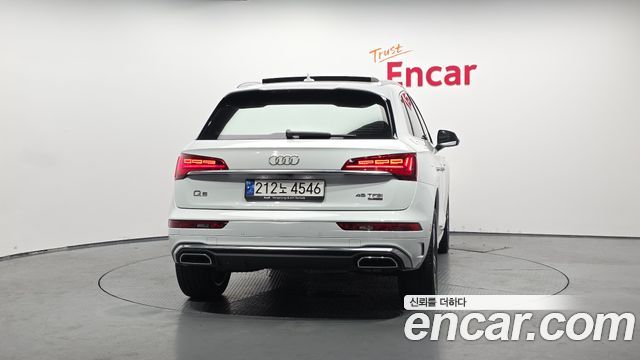 Audi Q5 2023 — photo 4