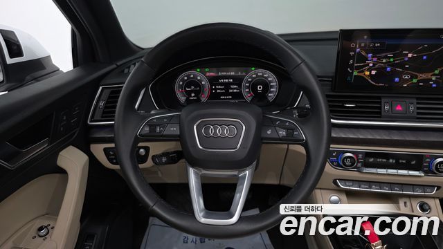 Audi Q5 2023 — photo 19