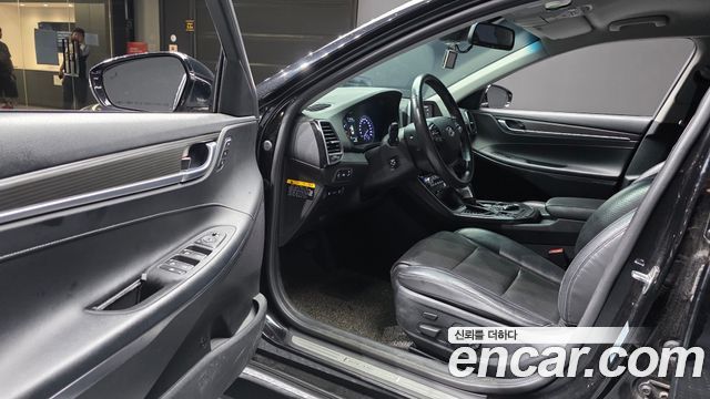 Hyundai Grandeur 2017 — photo 10