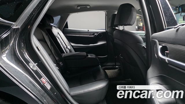 Hyundai Grandeur 2017 — photo 11