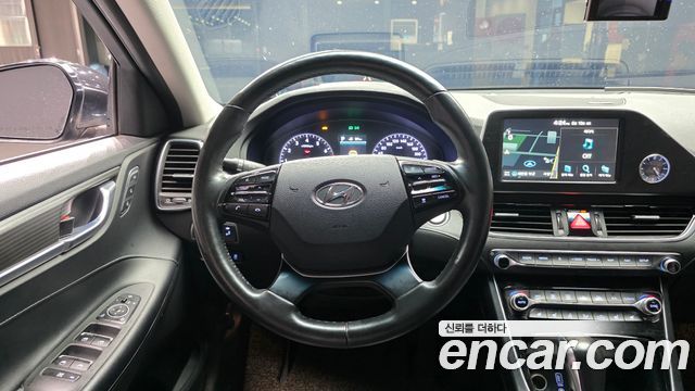 Hyundai Grandeur 2017 — photo 14