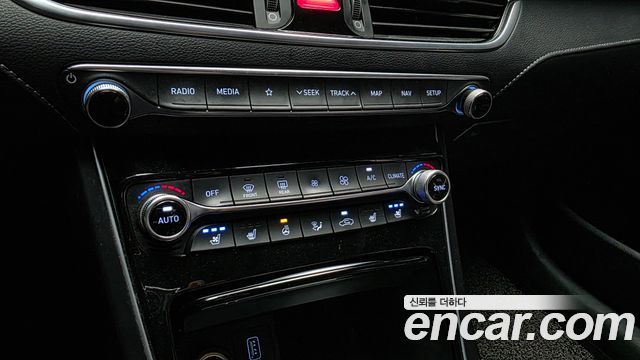 Hyundai Grandeur 2017 — photo 17