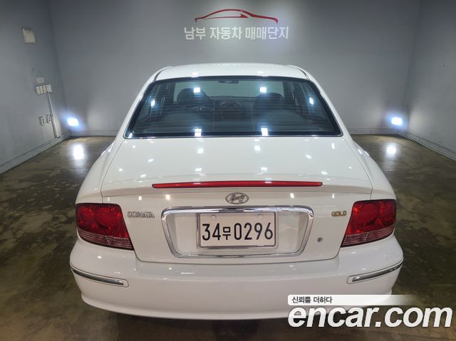 Hyundai Sonata 2002 — photo 4