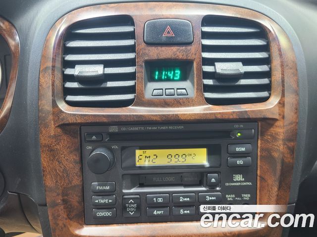 Hyundai Sonata 2002 — photo 13