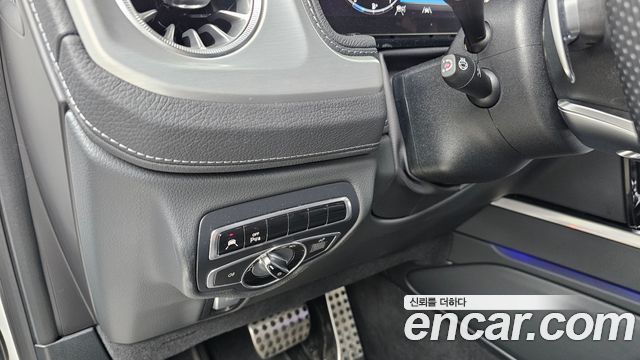 Mercedes-Benz G-Class 2021 — photo 25